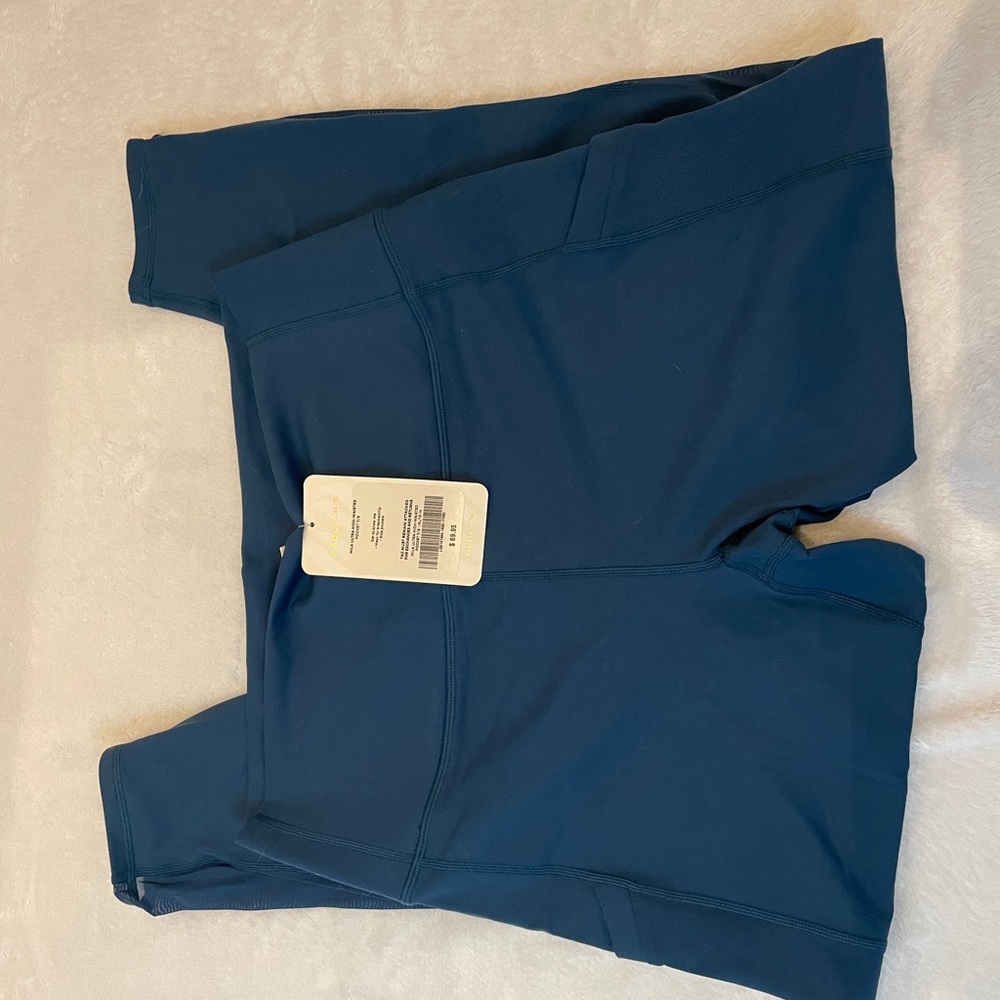 SOLD* NWT Fabletics Mila Ultra High-Waisted Pocket 7/8 PowerHold - Size XL